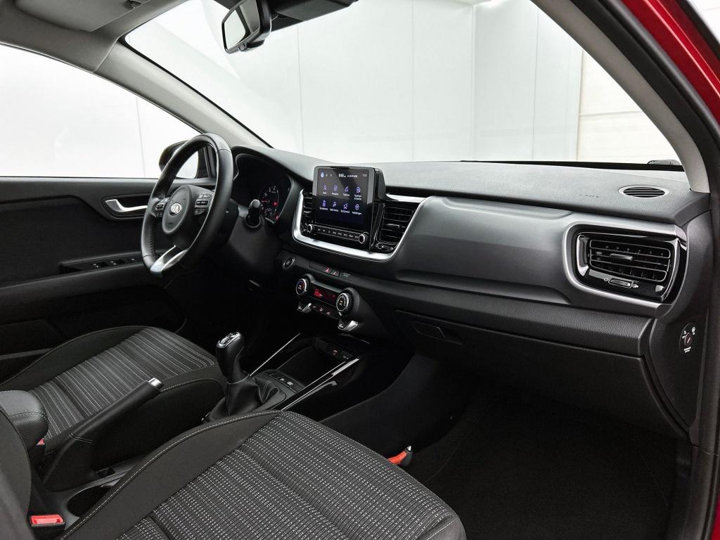 Kia Stonic 1.0 t-gdi mhev dynamicplusline | camera | cruise control |