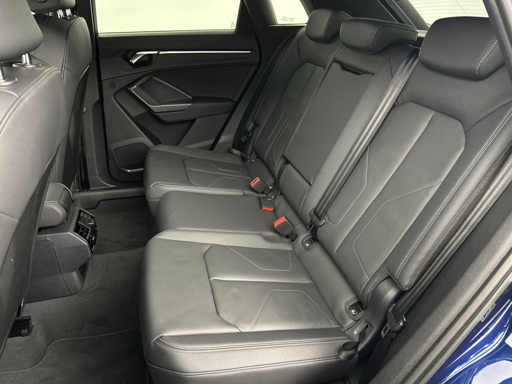 Audi Q3 s edition competition 35 tfsi 110 kw / 150 pk hatc