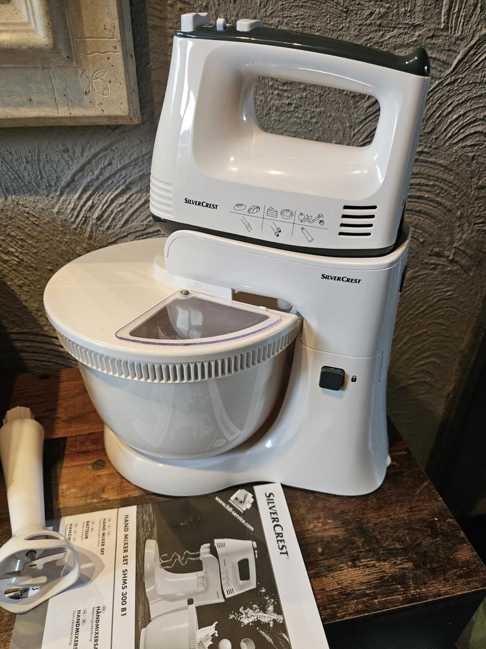 SilverCrest Handmixer Set met veel accessoires - Zo goed als nieuw!