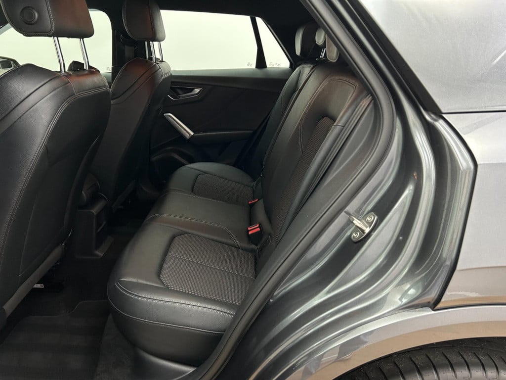 Audi Q2 occasion 1.4 tfsi cod launch edition | airco | stoelverwarming | tw