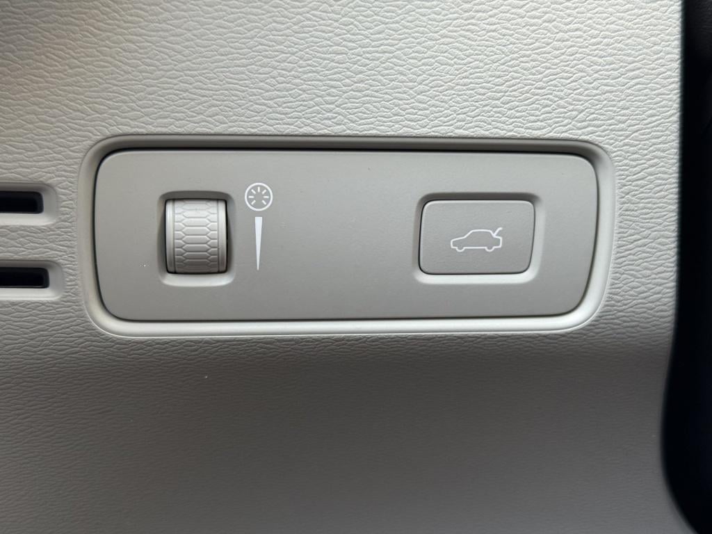 Volvo XC40 t4 190pk inscription| adap.cruise| trekhaak| camera| leder| stoe