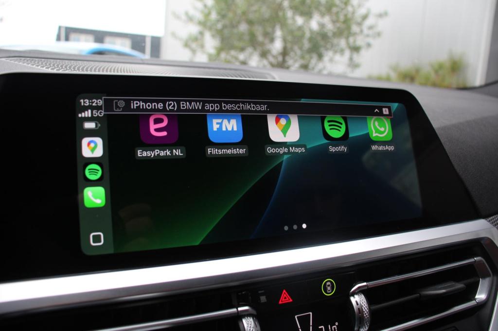 BMW 3-serie touring 330i m-sport - leder - 360 camera - head up - led - vir