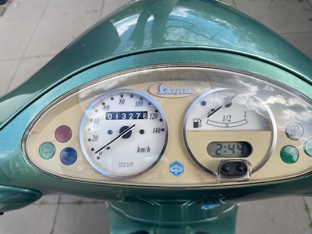 Vespa ET4 125 Motorscooter in perfecte staat