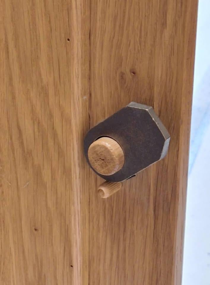 Kast dressoir, lichte kleur massief eiken