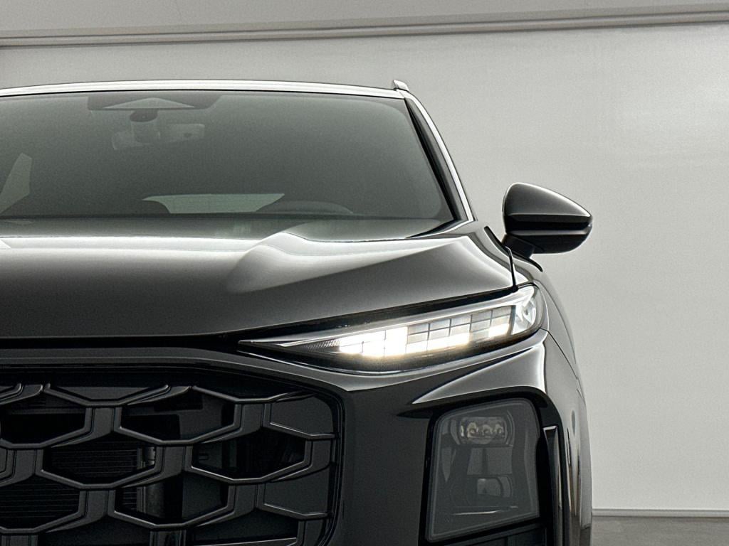 Audi Q3 s edition e-hybrid 272 pk trekhaak l leer l tech+