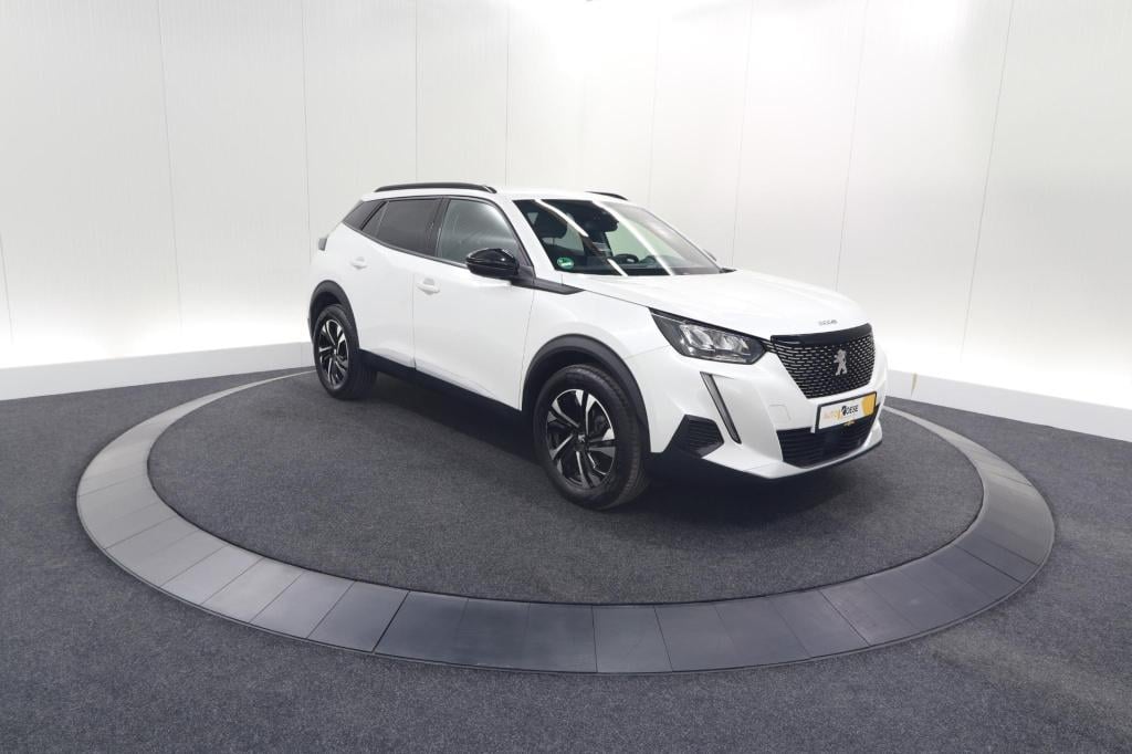 Peugeot 2008 puretech 130 eat8 allure | camera | navigatie | parkeersensore