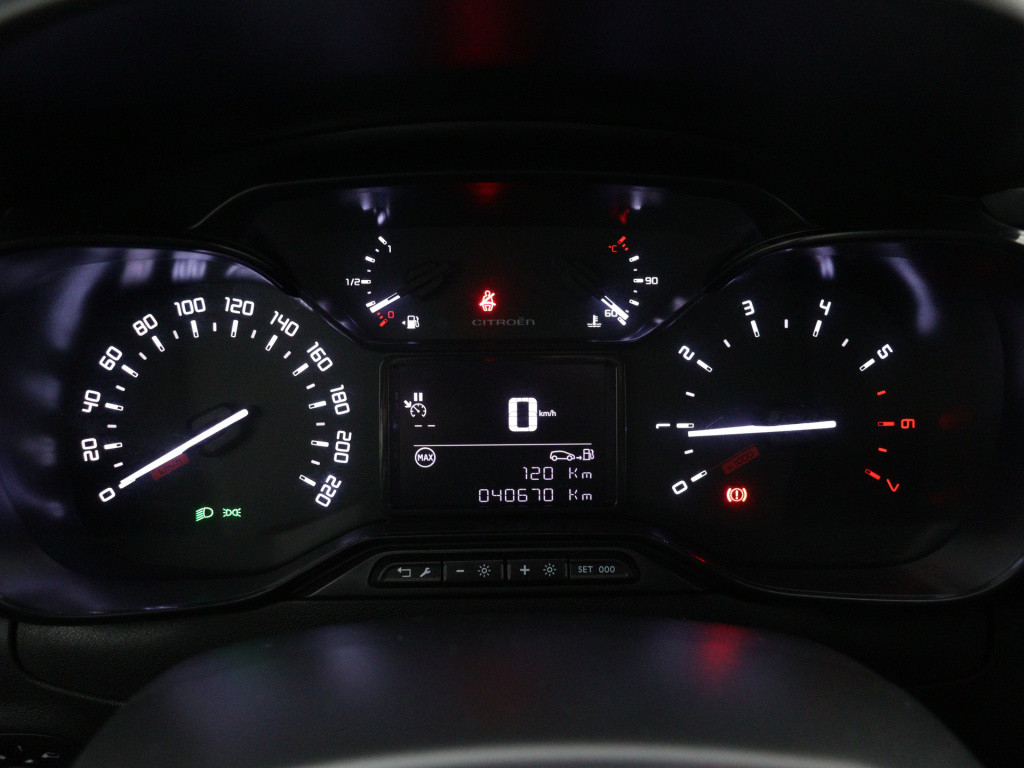 Citroen C3 82 pk feel | rijklaar | parkeersensoren rondom | apple carplay \