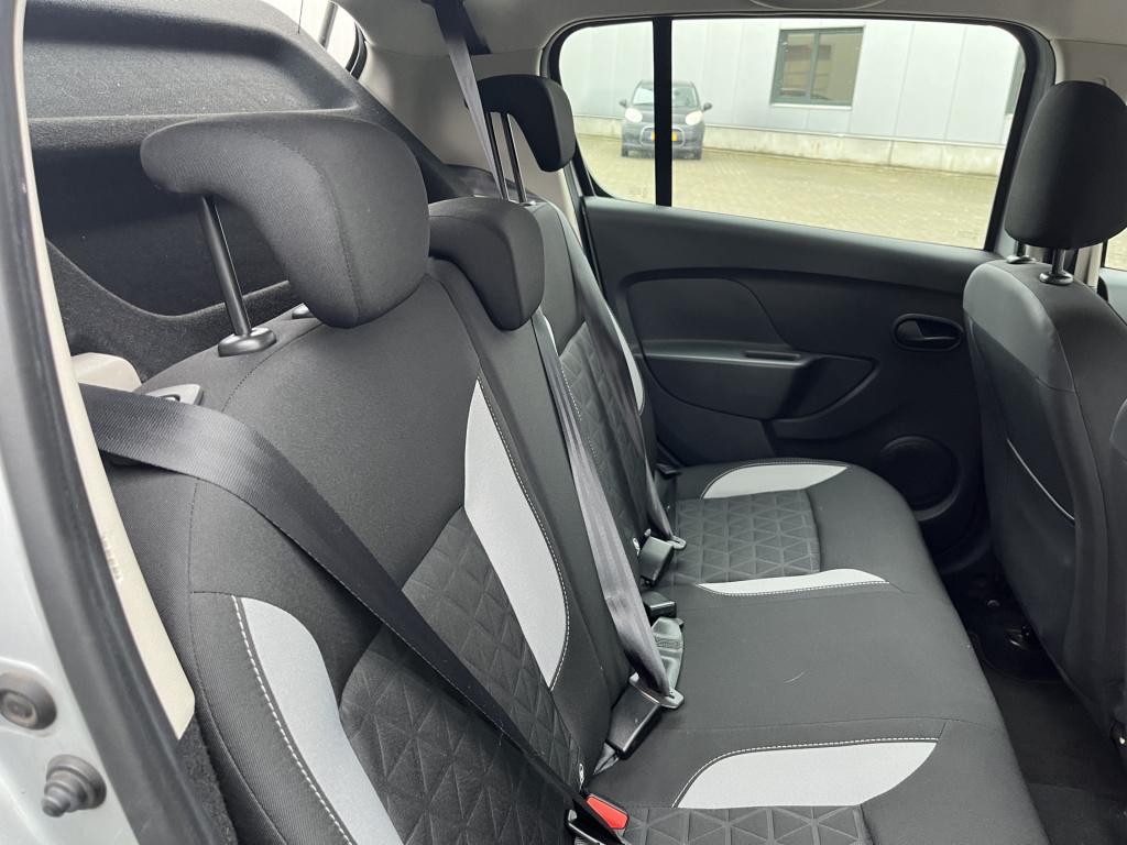 Dacia Sandero Stepway 0.9 tce lauréate 40 dkm