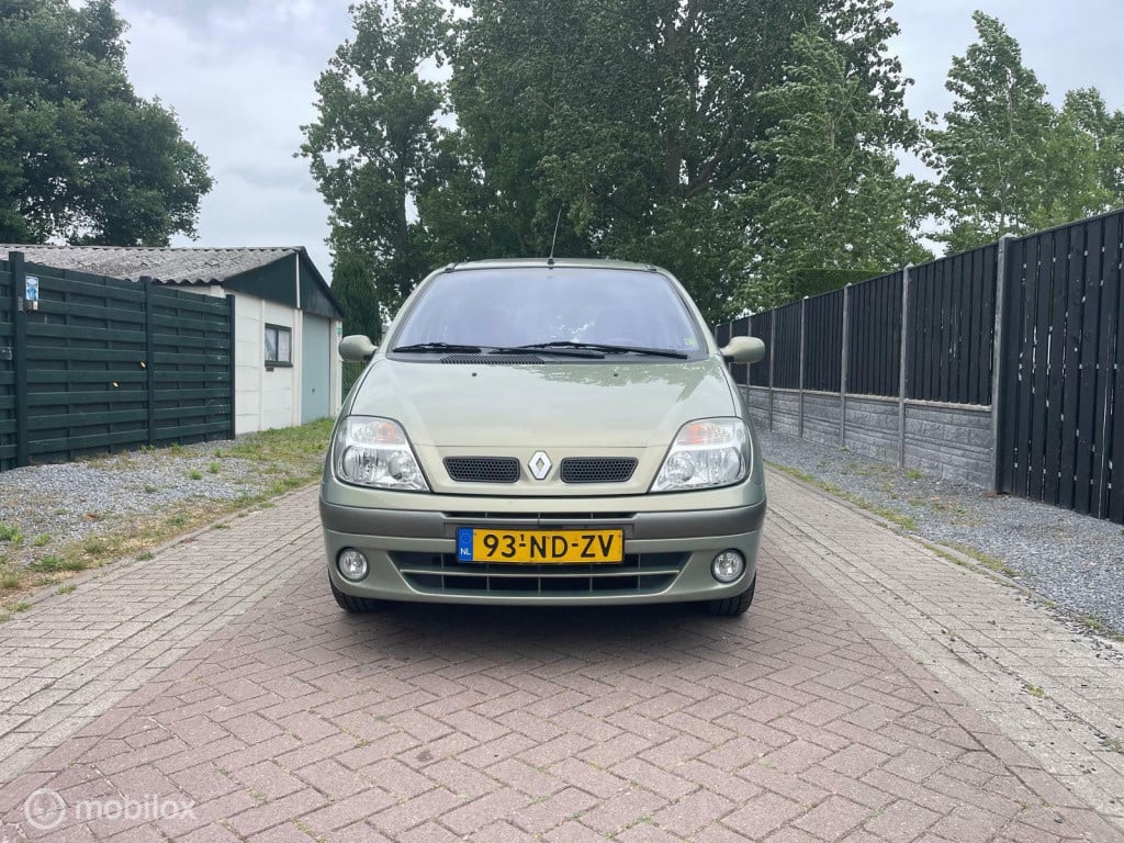 Renault Scenic 1.6-16v expression