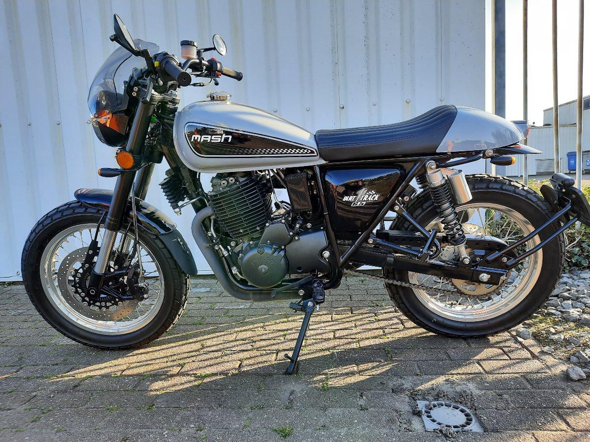 Bijna nieuwe Mash Dirt Track 650
