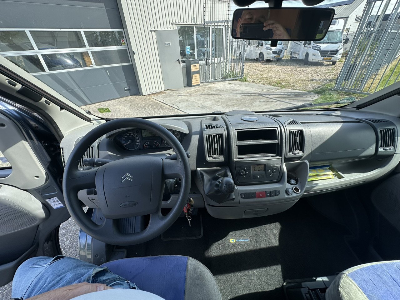 4 persoons Citroen Jumper / Pössl buscamper – Ideaal voor de avonturier