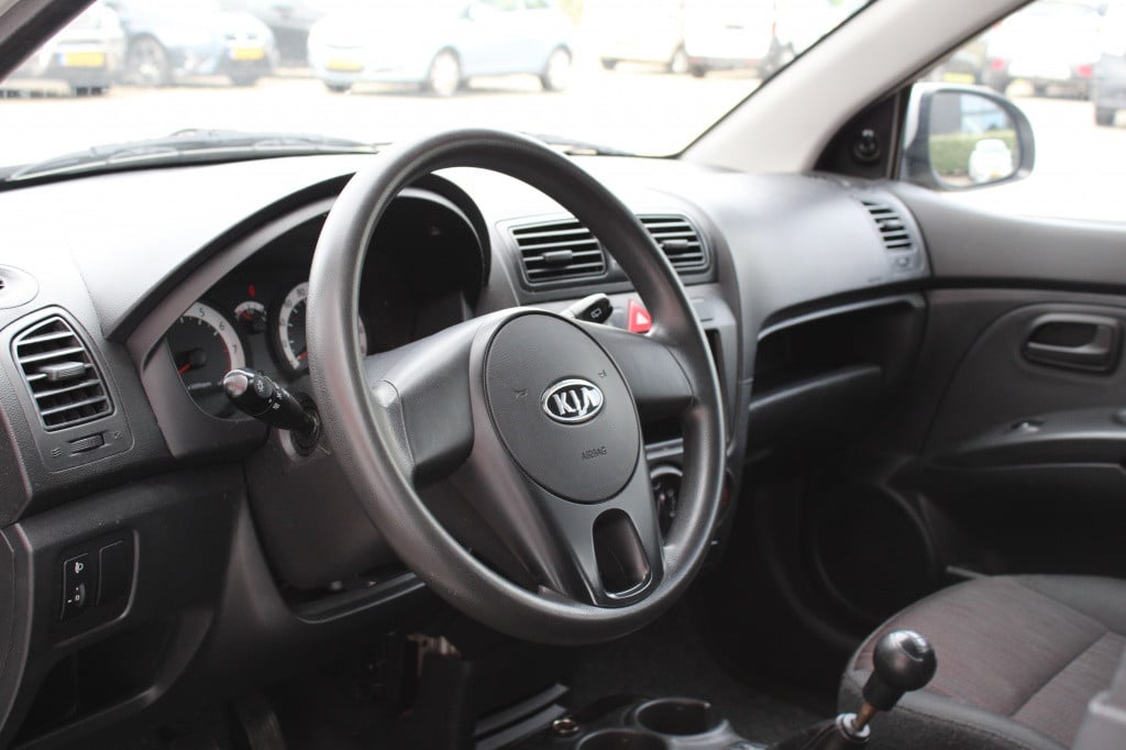 Kia Picanto 1.0 seven