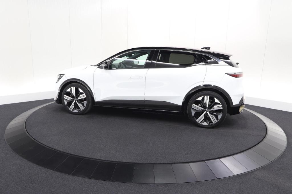 Renault Megane E-tech ev60 optimum charge iconic | 360 camera | harman kard