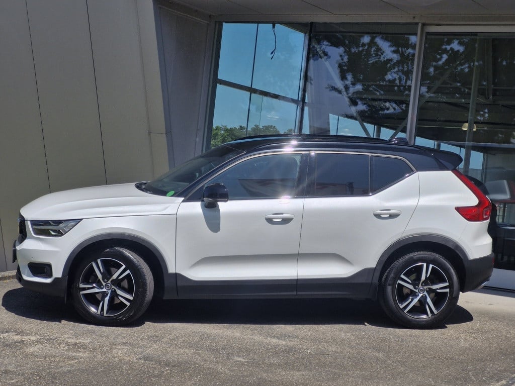 Volvo XC40 2.0 t4 r-design