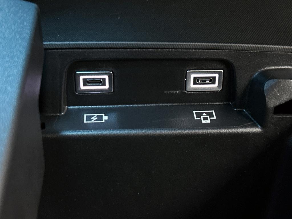 Peugeot 3008 hybrid 145pk automaat gt | rijklaar | stoelverwarming | elektr