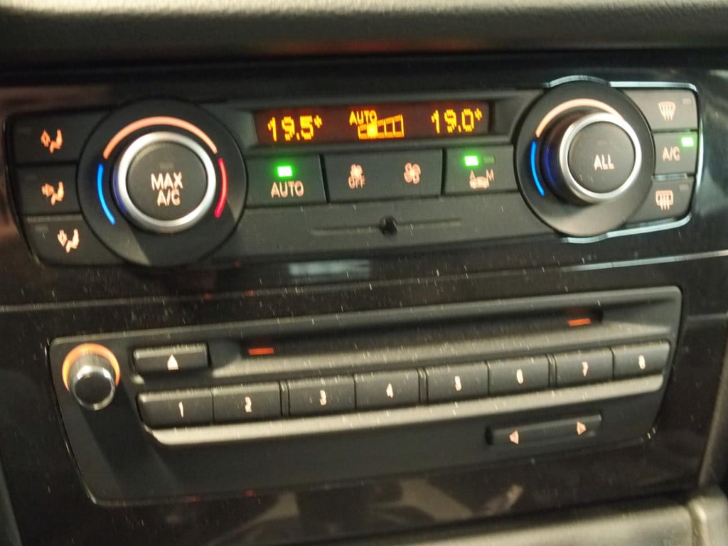 BMW X1 2.0i s drive upgrade edition nl auto, automaat, leder, xenon