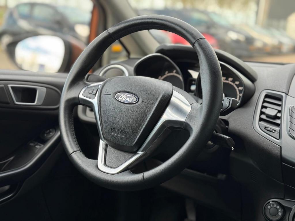 Ford Fiesta 1.0 style essential