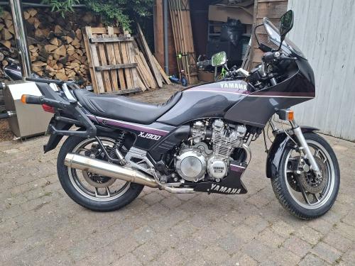 Yamaha XJ900F