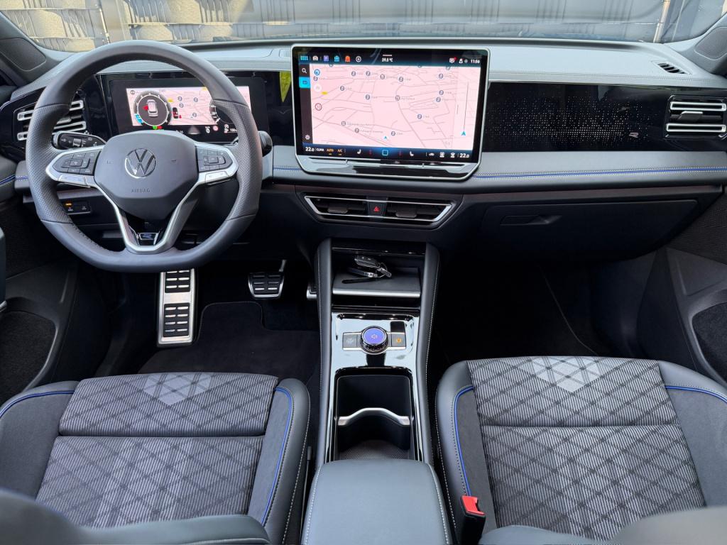 Volkswagen Tiguan 1.5 etsi 150pk dsg r-line | black line | 360 camera | sta
