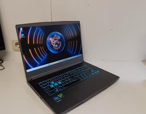 Vlotte Gaming Laptop MSI| i5-12450H |RTX 3050| SSD | 16GB