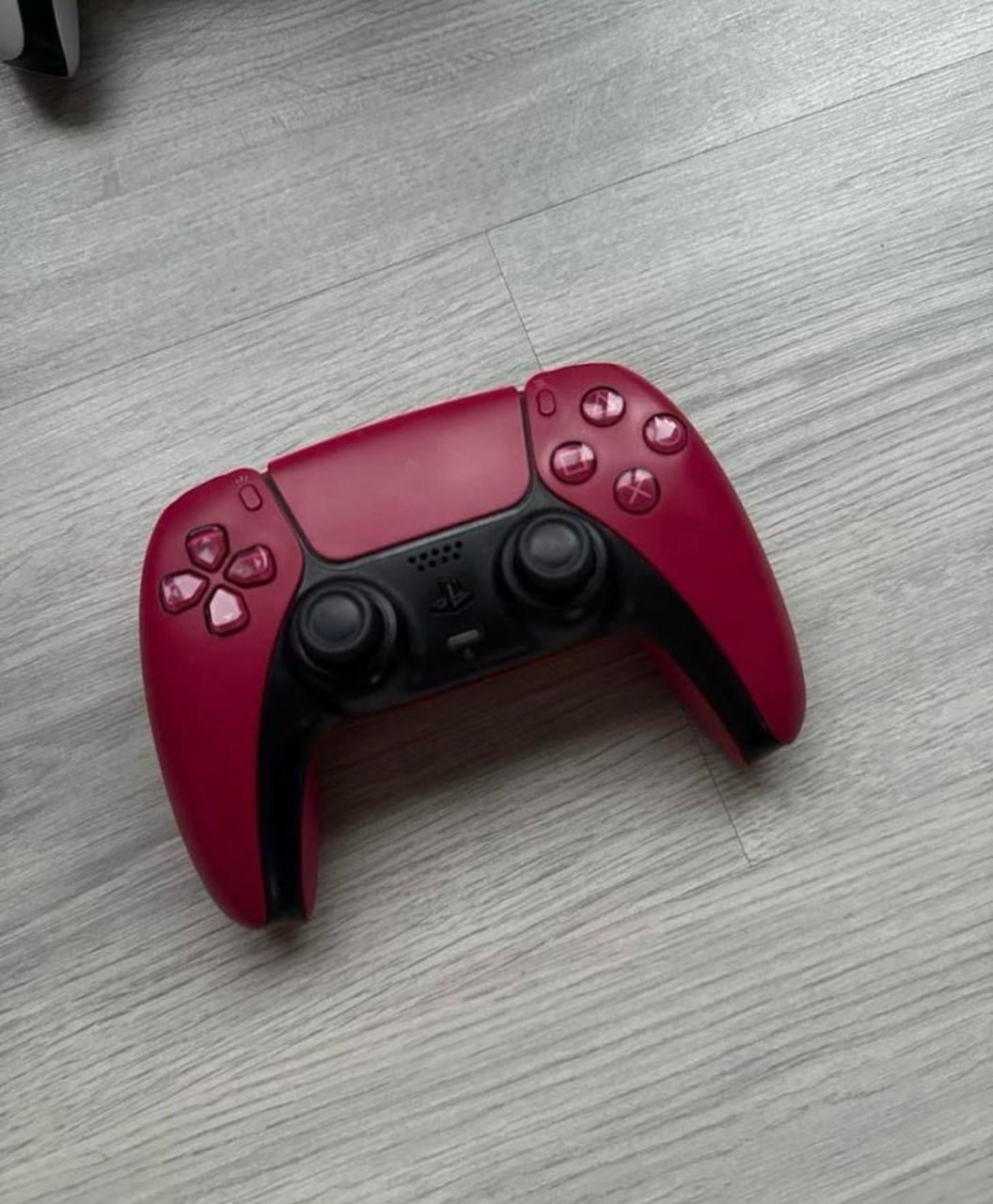 Playstation 5 Digital (1TB) met 2 controllers