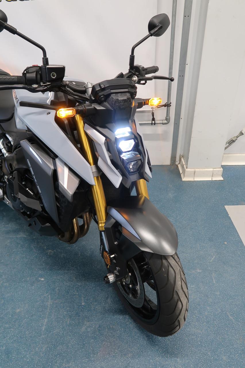 Suzuki GSX-S1000 2023 BTW motor