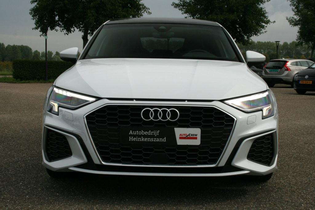Audi A3 sportback 40 tfsi e s-line / pano / leer / matrix / camera / b&o