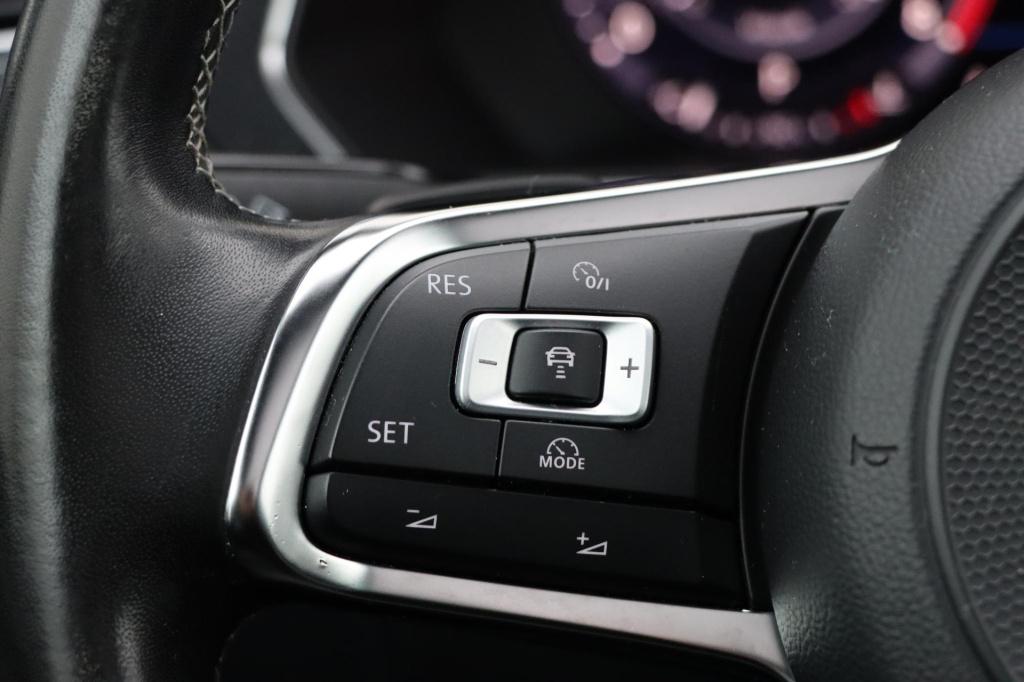 Volkswagen Tiguan 1.4 tsi act highline 150pk dsg7 | panoramadak | trekhaak 