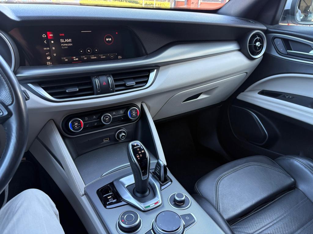 Alfa Romeo Stelvio 2.0 t awd veloce