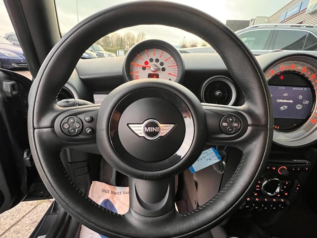 Mini Cooper mini 1.6 10 years ii, navigatie, leer, lm velgen enz...