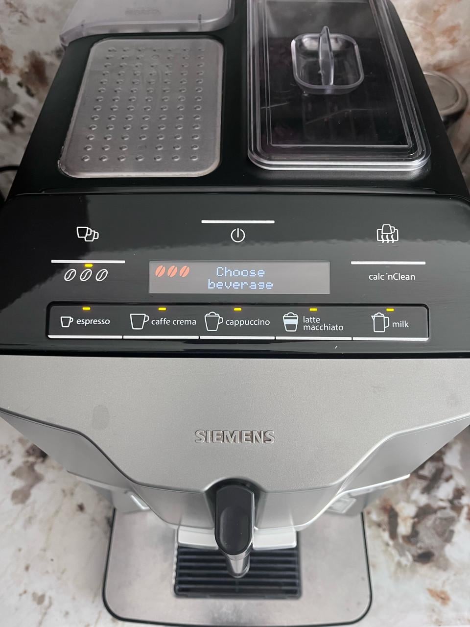 Siemens EQ.3 s300 volautomatische bonen koffiemachine