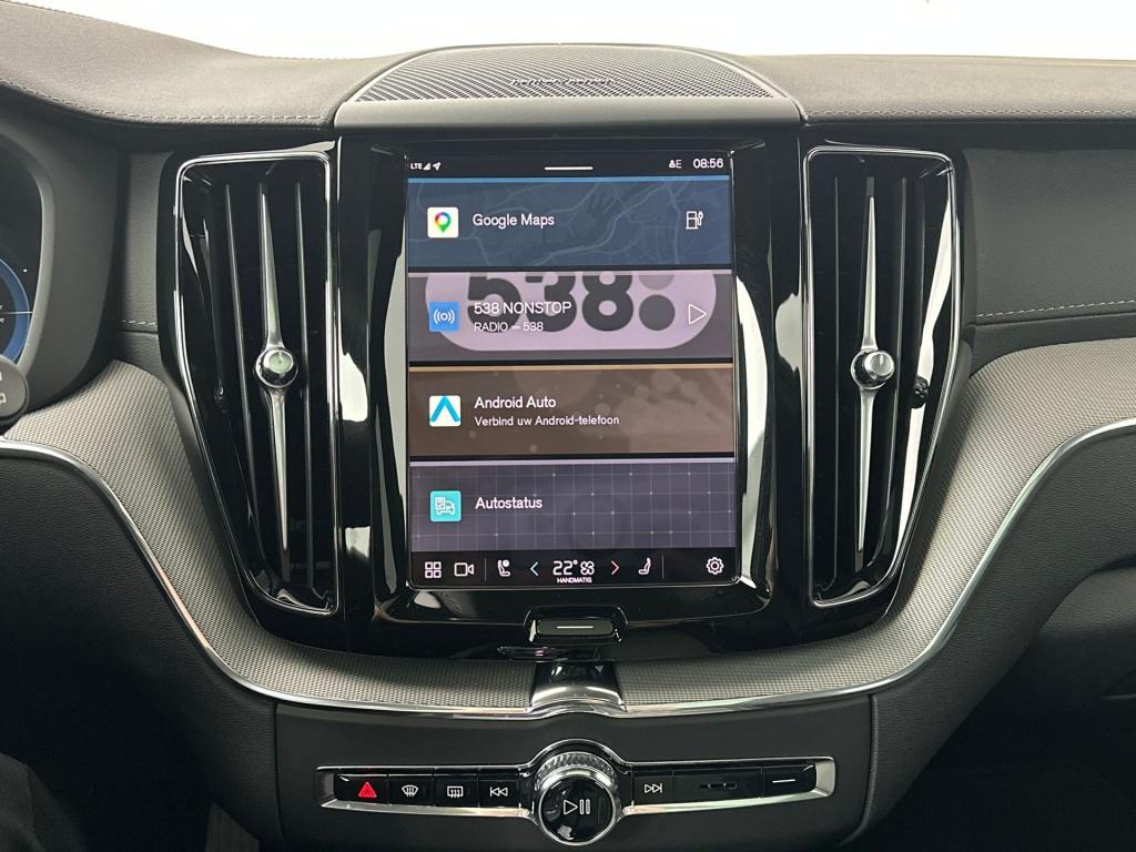 Volvo XC60 t6 398pk recharge black edition ultra| pano| 360camera| adap.cru