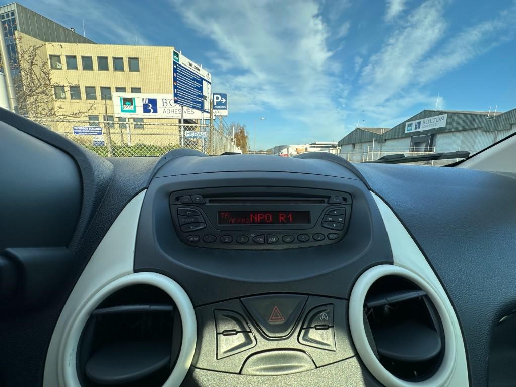 Ford KA 1.2 comfort start/stop lage km airco