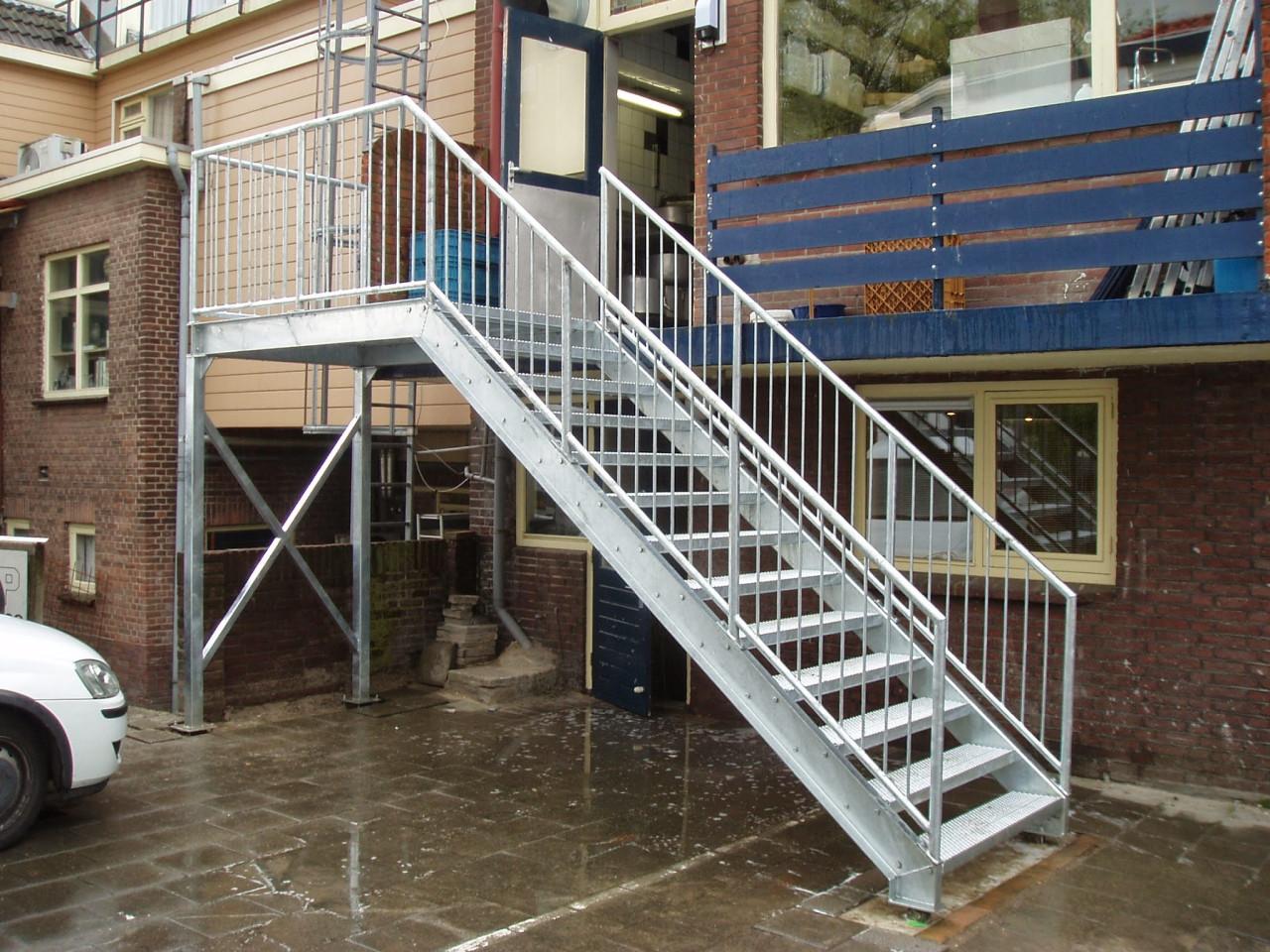 Buitentrappen op maat – van ontwerp tot montage!