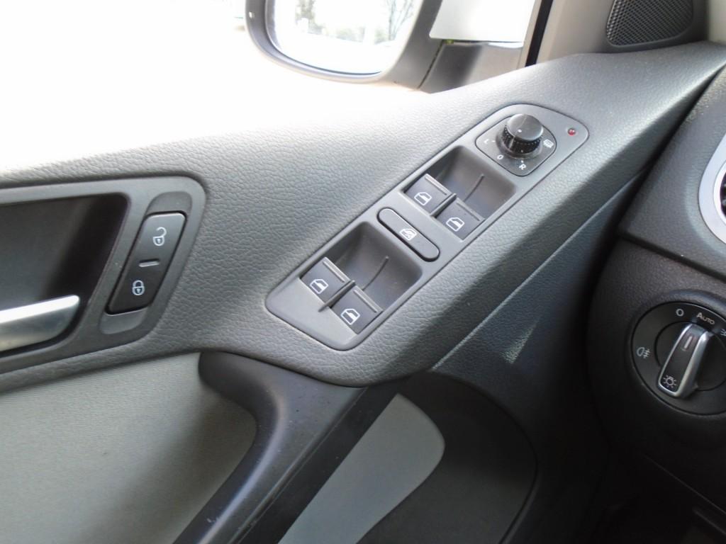 Volkswagen Tiguan 1.4 tsi comf.&design