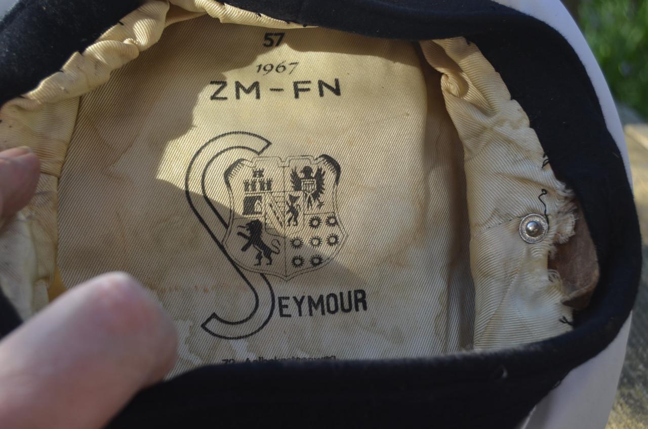 Div. petten Belgische marine / Belgisch leger