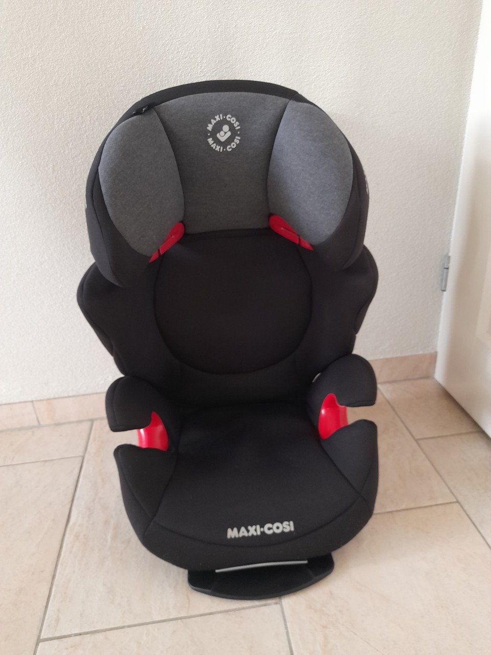 Maci - cosi rodi autostoel 15 / 36 kg (in goede nette staat )