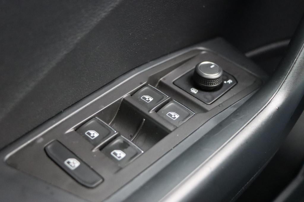 Volkswagen T-roc 1.5 tsi sport