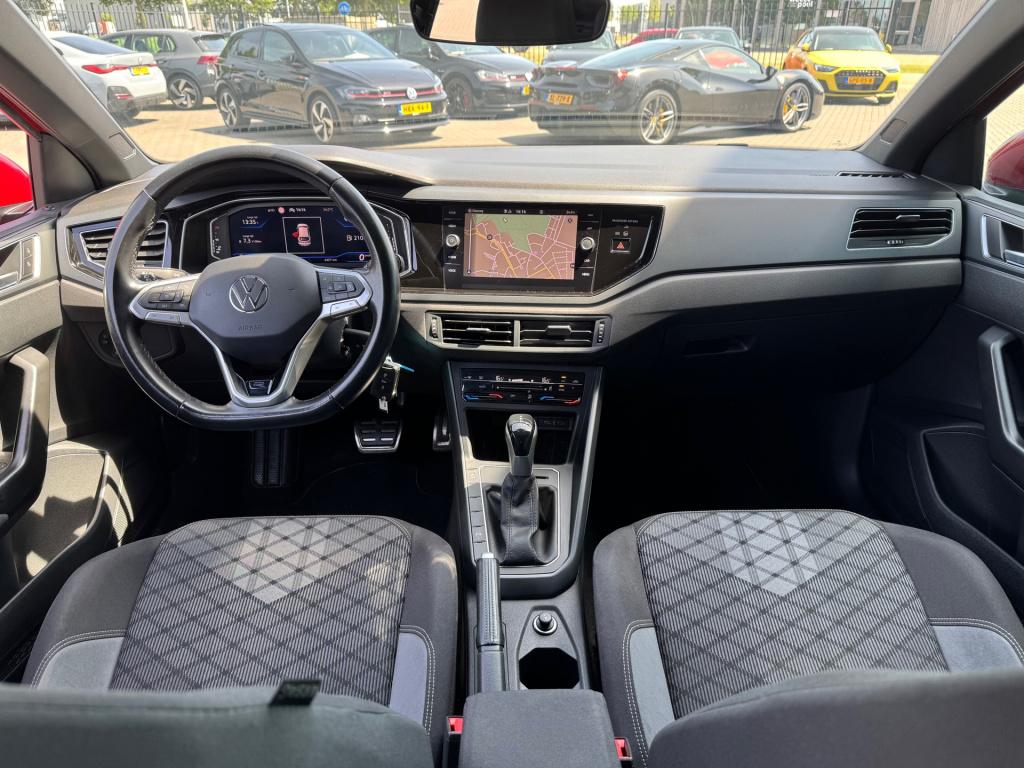 Volkswagen Taigo 1.5 tsi r-line * panoramadak * virtual cockpit * led * 18 