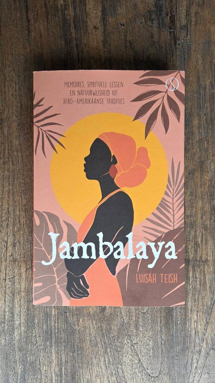 Boek Jambalaya van Luisa Teish.