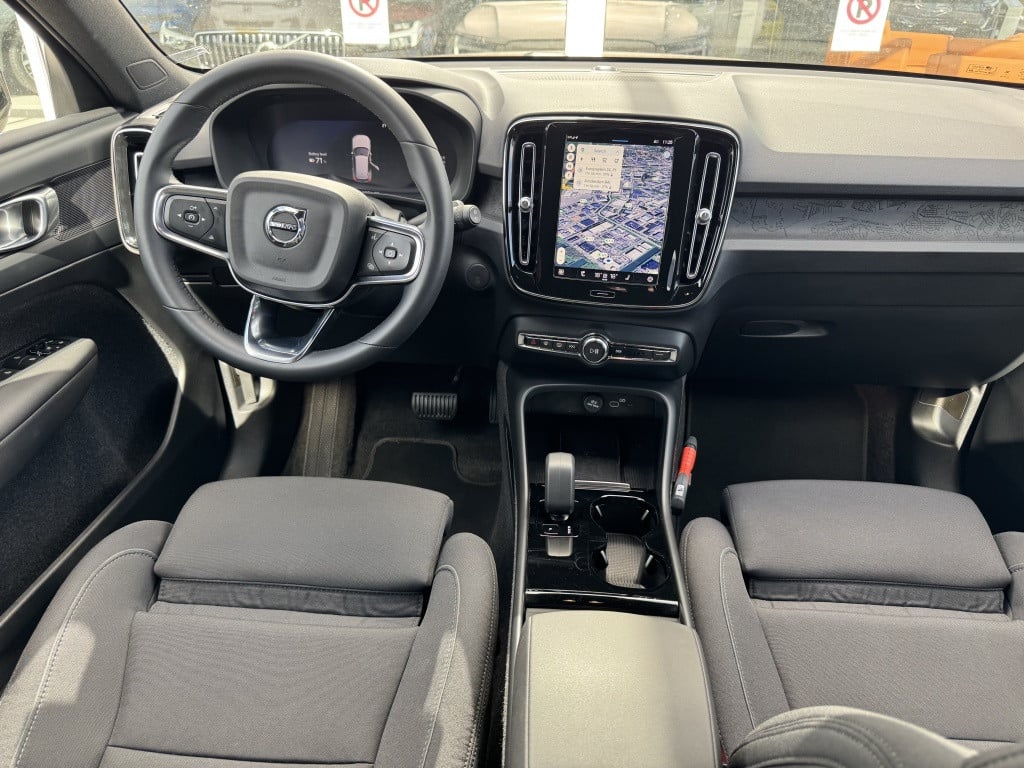 Volvo XC40 extended plus 82 kwh/252pk| adap.cruise| trekhaak| camera