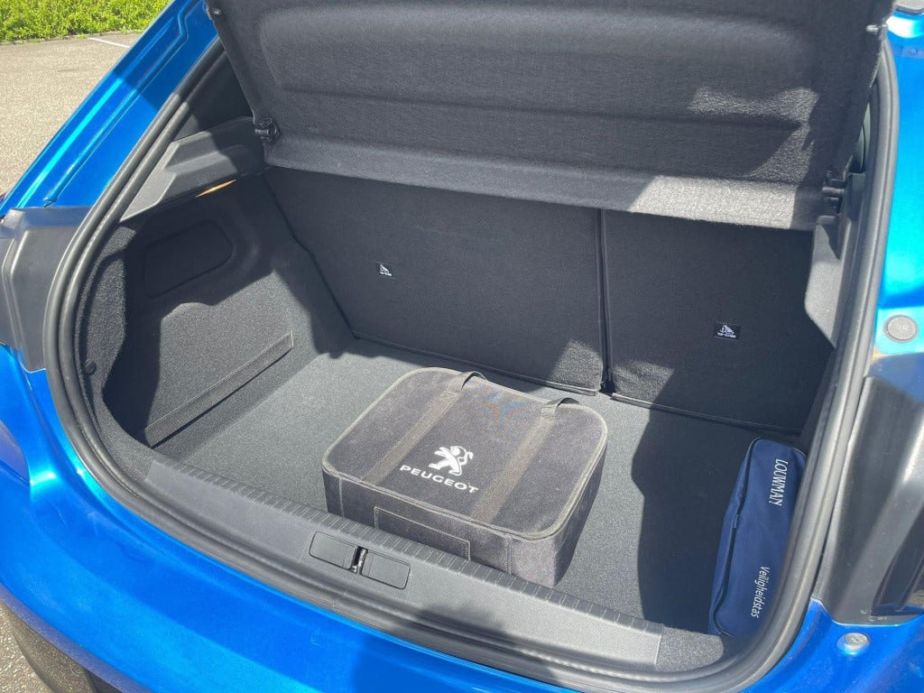 Peugeot 208 ev active 50 kwh automaat| de enige peugeot die geen olie verbr
