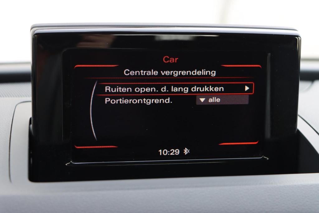 Audi Q3 1.4 tfsi pro line | navi | sensoren | cruise control