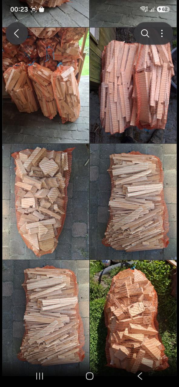 Hout voor de kachel .