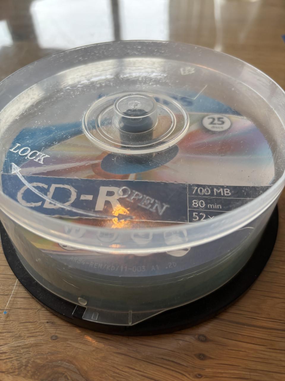 CD-ROMS