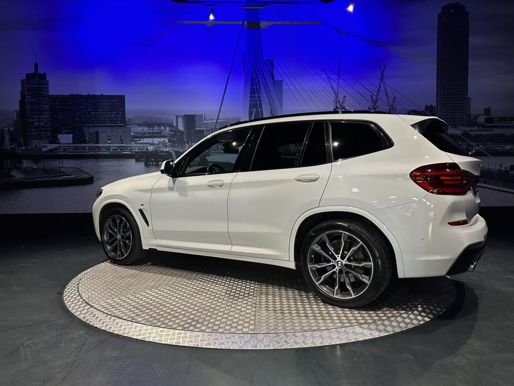 BMW X3 xdrive20i m sport executive edition *pano*trekhaak*memory*hud*