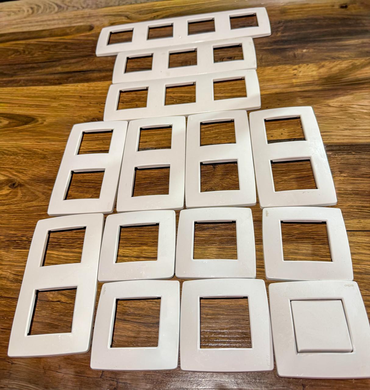 Niko dubbele stopcontacten + afdekramen te koop