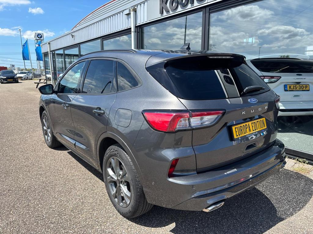 Ford Kuga phev 225pk st-line x,winterpakket , carplay , adaptive cc