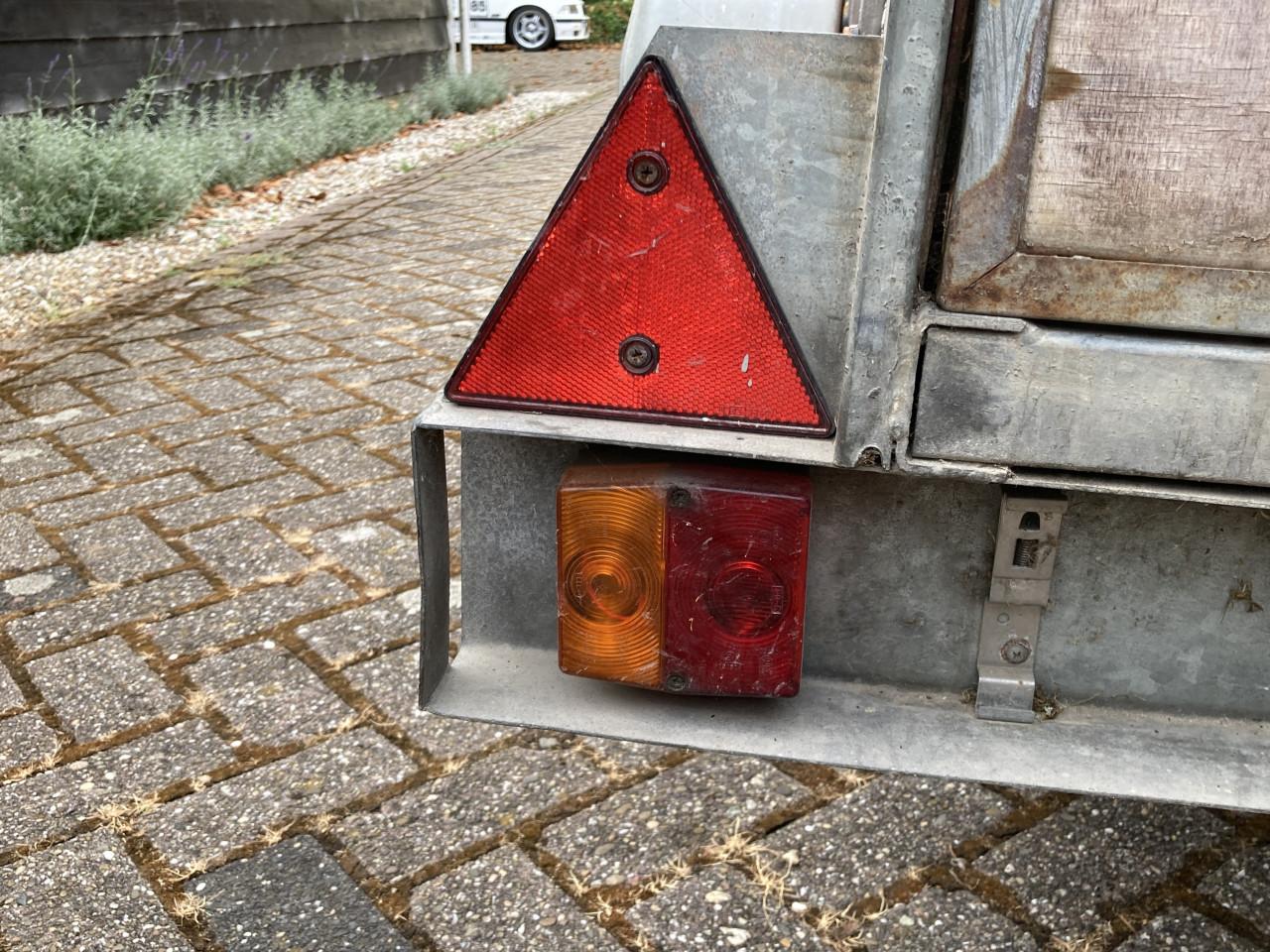 Aanhanger bakwagen kar enkelasser torsievering i.z.g.st.!    125x225 cm