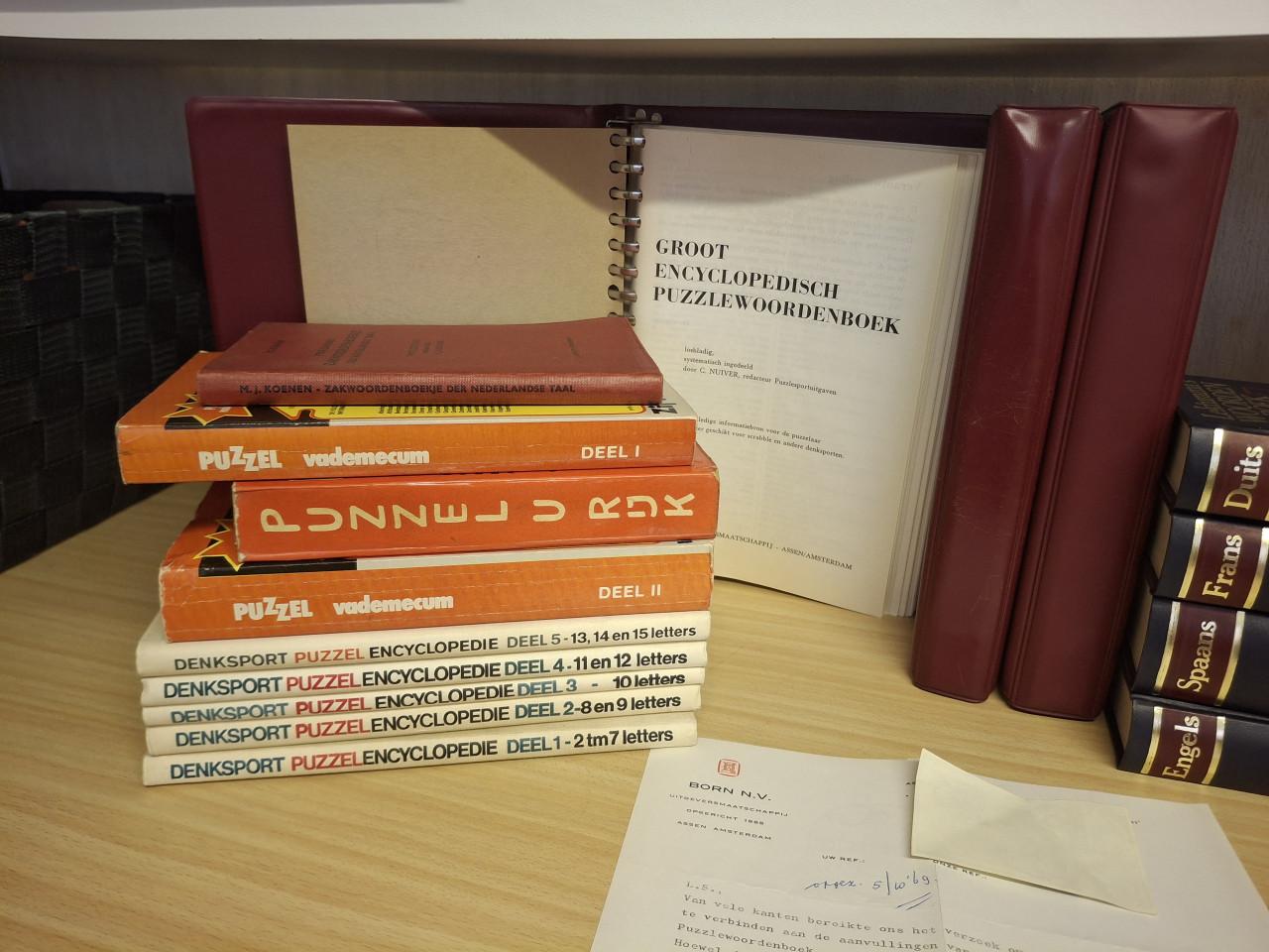 Vintage Puzzelwoordenboeken
